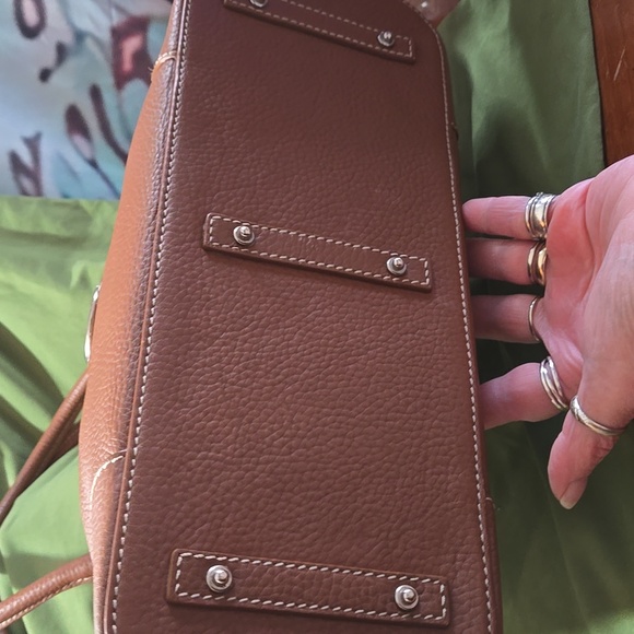 Dooney & Bourke Vintage Tan/Camel Dome Leather Shoulder Bag EUC - Picture 12 of 12